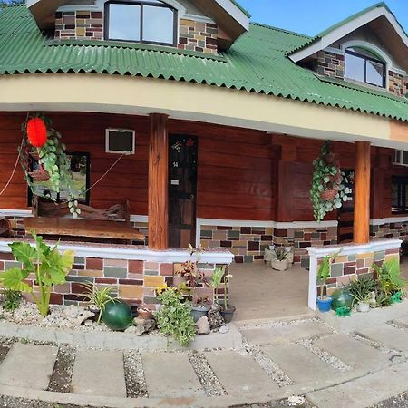 Blue Lagoon Inn, Pagudpud Exterior photo