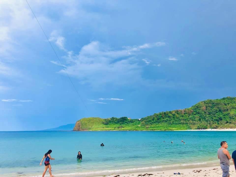 Blue Lagoon Inn, Pagudpud Exterior photo